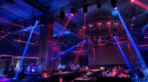 Professional DJ light permanent installation in nightclub venue